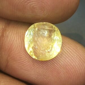 Yellow Sapphire - 5.45 Carats